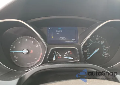 2014 Ford Focus Se from USA, damaged, VIN 1FADP3K22EL438530